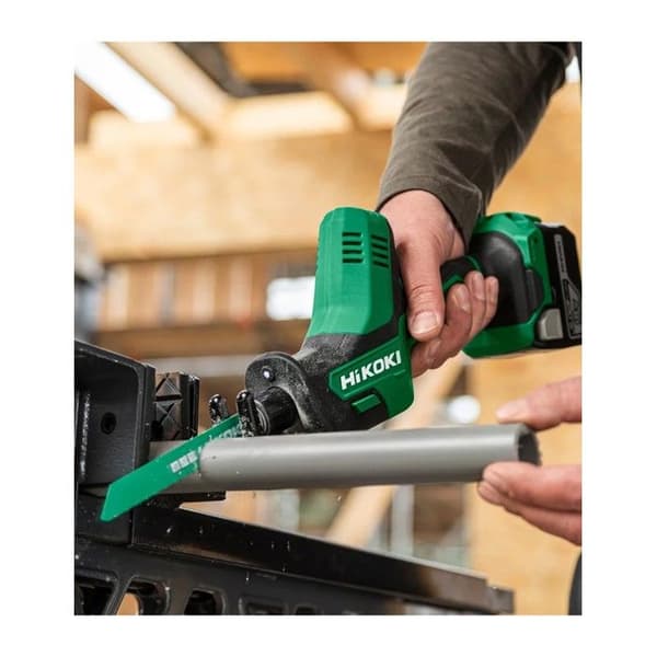 Sabelsåg - HIKOKI - CR18DAW2Z - 18V - LED-belysning - SoftGrip-handtag