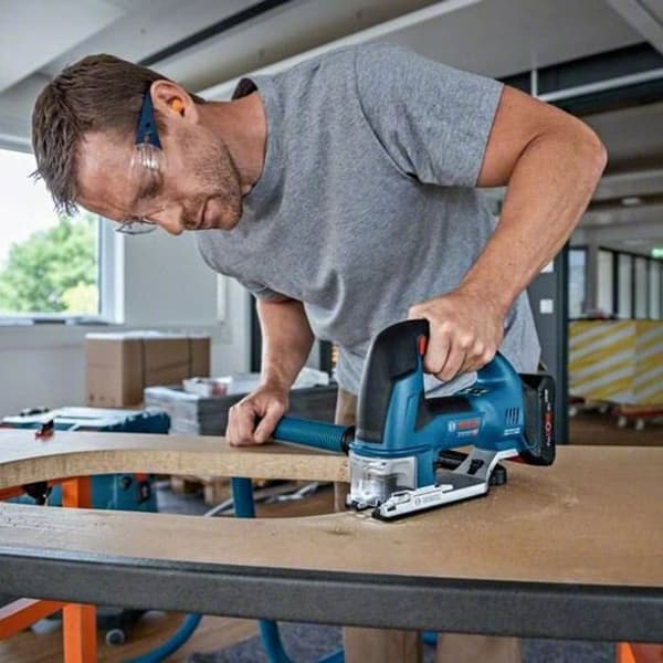 Scie sauteuse GST 18V-155 BC - BOSCH - utan batteri, ingen laddare - L-Boxx - 06015B1000
