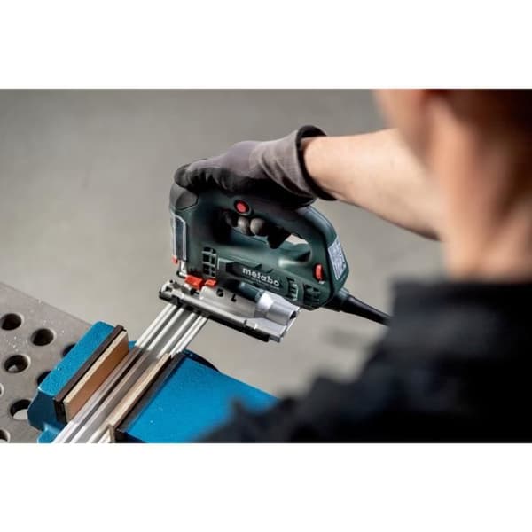 Sticksåg - Metabo - STEB 100 Quick - 710 W - kapad 100 mm - 2,1 kg