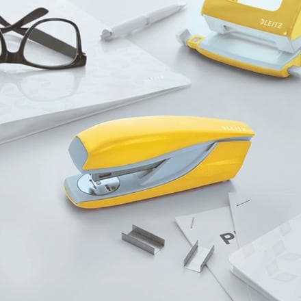 Leitz WOW Häftapparat 5502 NeXXt - Kapacitet 30 ark - Inkluderar häftklamrar - GS-Safe Testad - För kontor och hemarbete - Perfekt för hemmakontor - G