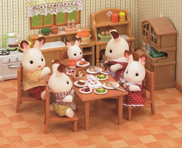 Matbord och stolar, Sylvanian Families