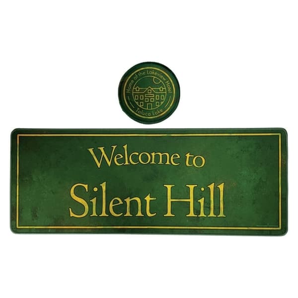 Fanatik Silent Hill XL-sæt med skrivebordsunderlag og bordskåner