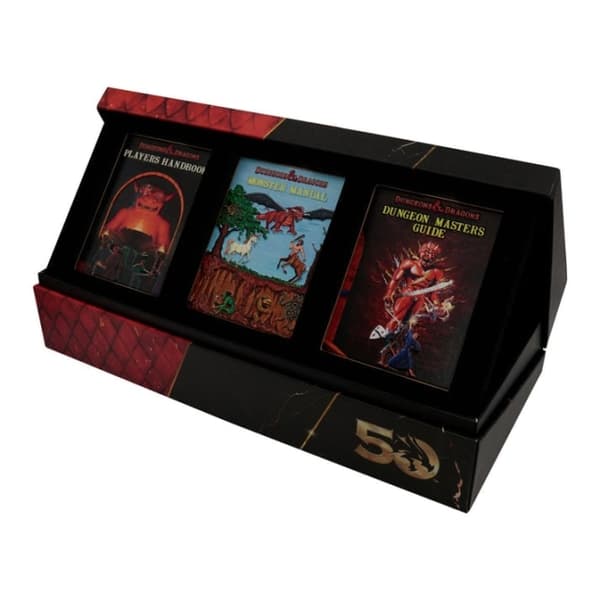 Dungeons & Dragons 50th Anniversary 1. painoksen kirjan kansi Ingot-sarja
