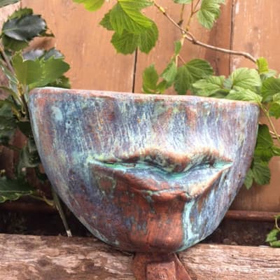 Grön patina munkruka