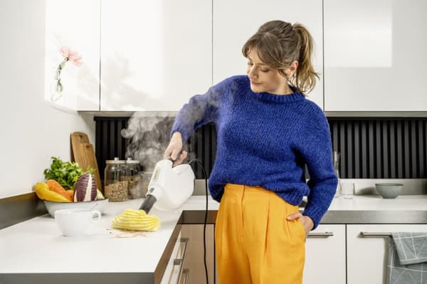 Kärcher SC 1 Multi & Up Bärbar ångtvätt 0,2 L 1300 W Svart, Gul