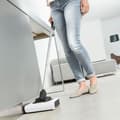 Miniatyrbild 3 av 6: NY KARCHER KB 5 - Sladdlös elektrisk kvast - Batteritid 30 min på hårda golv (20 min på matta) - Kompakt och lätt 1,2 kg