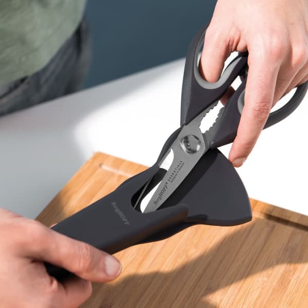 BergHOFF 2-delt saksest - Rustfrit stl med magnetisk skede for sikker og nem opbevaring