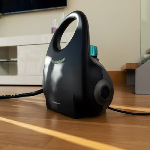 Cecotec Steam cleaner with a maximum power of 2000 W. Cleans and disinfects with perfect results. 750-ml tank. 3 bars of pressure and 35 g/min steam