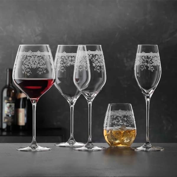 Arabesque Wine Glass Burgundy, 84cl - Spiegelau