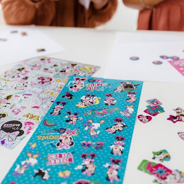 Minnie mouse 300stk klistremerker klistremerke minnie mus disney