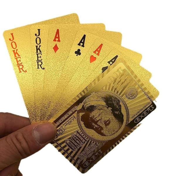 Pakka - Pelikortit - Pokeri -
