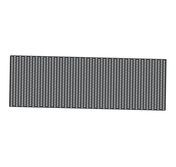 Kauneusristikon kuusikulmainen aukko on 15x35 mm