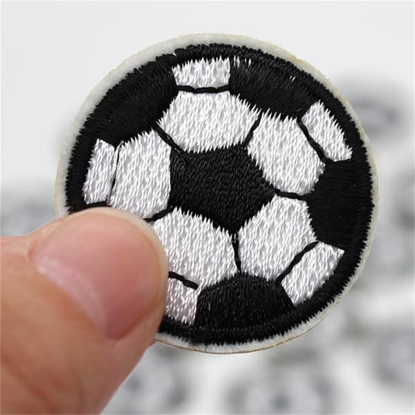 2 stykker 7,3 cm tegneserie fodbold Stryg på broderet patch Applikation badge
