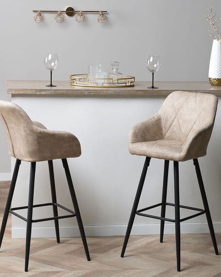 Barstole Beige Polyester Metalben Sæt 104 x 47 x 47 cm Høj Counterstole med Arme og Ryglæn i Quiltet Rombe Mønster til Køkken Barbord Dekor