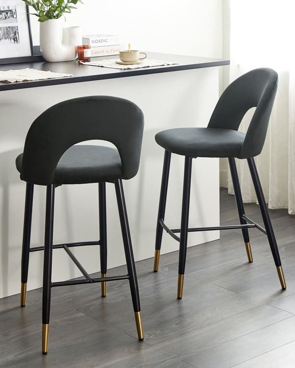 Set av 2 Barstolar Korallröd Sammet Svart Stål Retro Design Guld Ändar Matsal