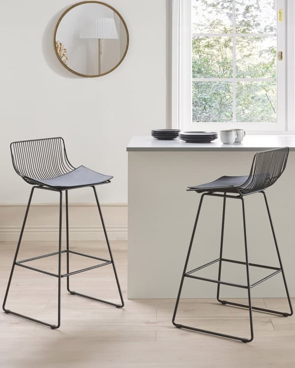 Barstole Sort Stål sæt af 2 Høj Stole til Køkken ø Design Trådstole Wire med Siddehynde