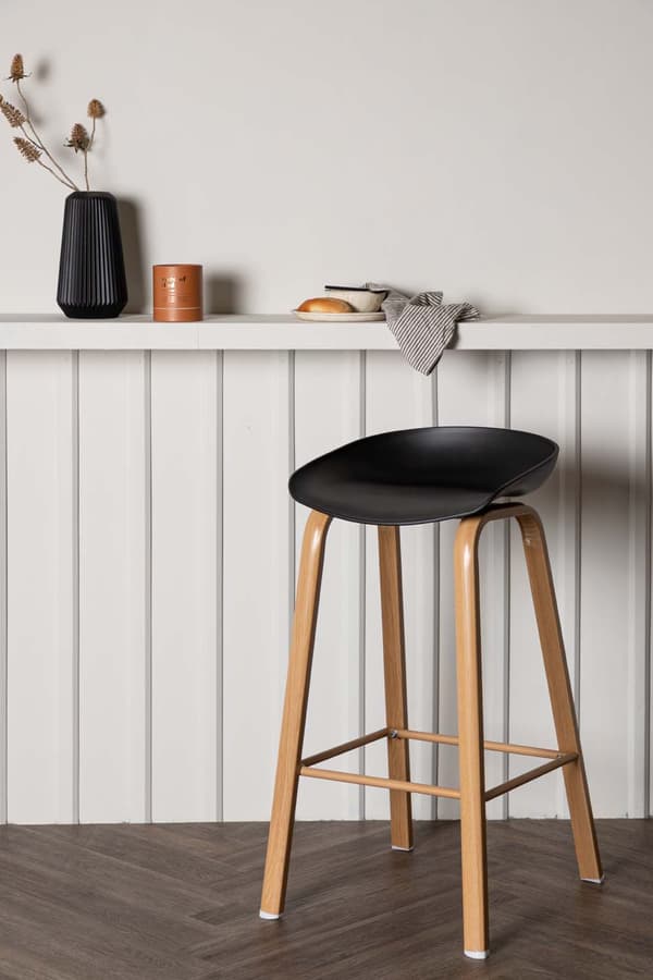 2 x Decatur barstol svart, eik dekor.