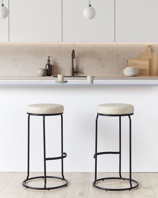 Sæt med 2 barstole lys beige kunst læderbarstole til køkkenø højde justerbar bar