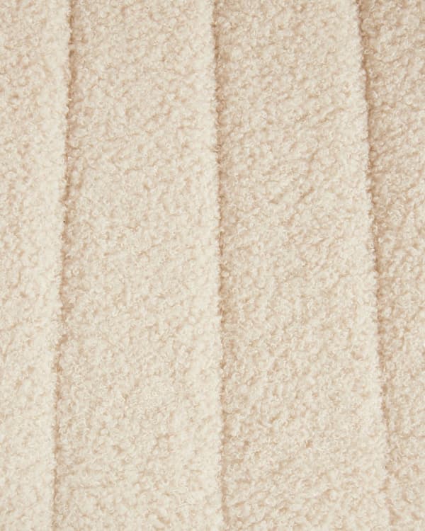 Sett med 2 Barstoler Lys Beige Armløs Boucle Svart Stålben Moderne Design Spisestue Sitteplasser