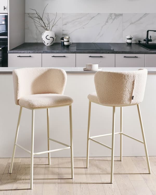 Sæt med 2 barstole Beige Boucle-betræk Sorte metalben Armløse skamler Buet ryglæn Moderne spisestue Køkken