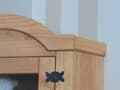 Miniatyrbilde 3 av 6: New Mexico hjørneskap med 1 glassdør og 2 skuffer i lut, voks.