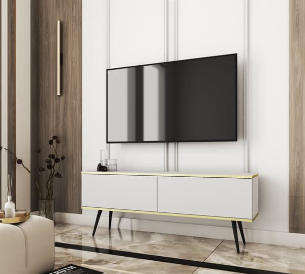 Valkoinen TV-kaappi musta jaloilla, S: L: 135 cm, K: 30 cm, S: 32 cm. Olohuoneen kalusteet, tv-taso, tv-pöytä