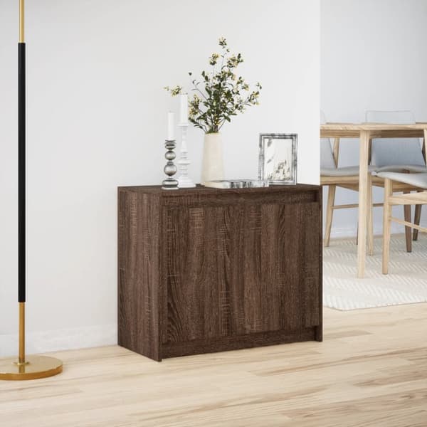 skab med LED-lys 72x34x61 cm konstrueret træ brun egetræsfarve