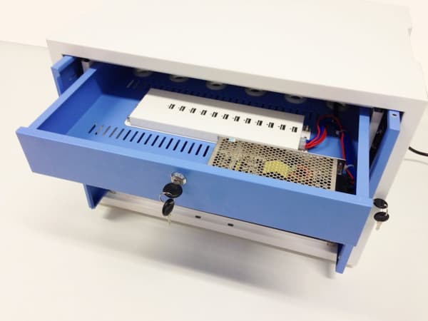 Tallelokero 12 - USB