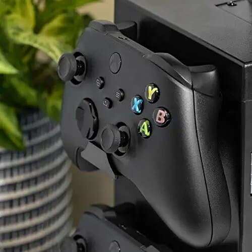 Numskull - DC Comics - Officiell förvaringsenhet för Batman-spel för 4 handkontroller - 10 spel - 1 headset