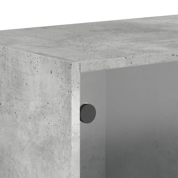 vidaXL vægskab med glaslåger 68,5x37x35 cm betongrå