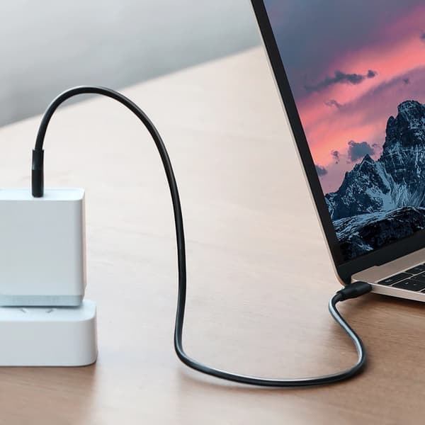 Ugreen US286 USB-C - USB-C 3A 480Mb/s Kabel 3m - Svart