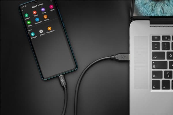 Synkronisera och ladda Super Speed ​​USB-C™ till USB A 3.0 laddningskabel