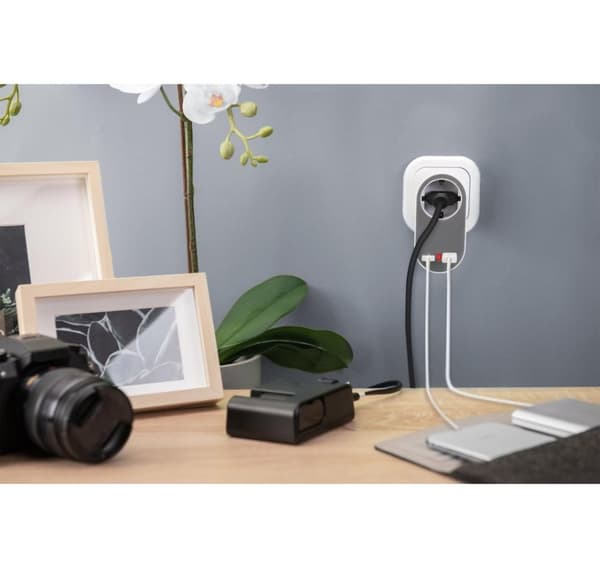 Digitus, Universal USB-stikoplader med 2 x USB-A-stik og integreret stik, DA-70617