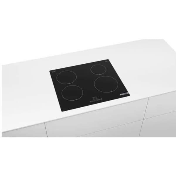 Bosch induktionstabell - 4 Hem - L: 592 mm x D: 522 mm - PUE611BB5E
