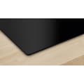 Miniatyrbild 3 av 5: 60cm induktionshäll - BOSCH PUJ611BB5E SER4 Svart - 3 brännare - L592xD522 mm