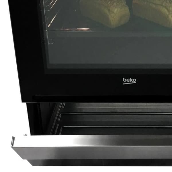 BEKO professionell glaskeramisk spis - FSE67300WCS - 4 brännare - 1200 / 1700 W - 60cm