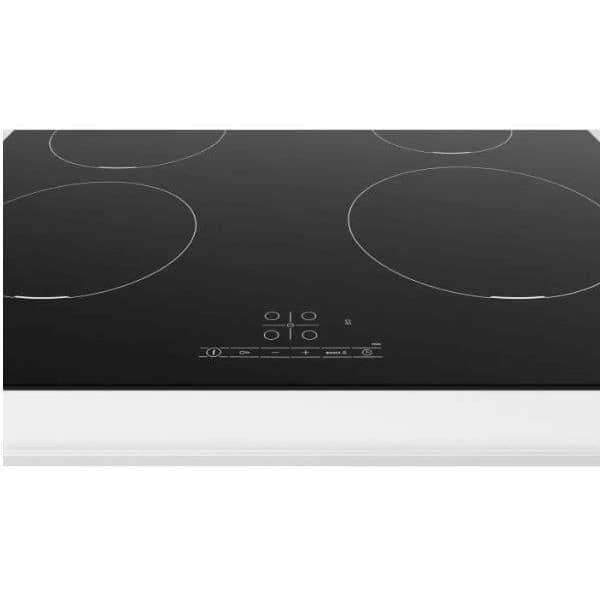BOSCH induktionshäll - 4 brännare - L: 592 mm x D: 522 mm - PUE611BB5E