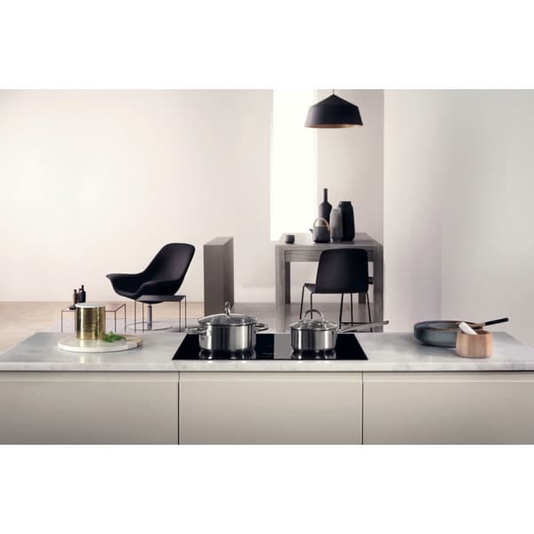 Whirlpool SMO 654 OF/BT/IXL Sort Indbygget 65 cm Zone induktionskogeplade 4 zone(r)