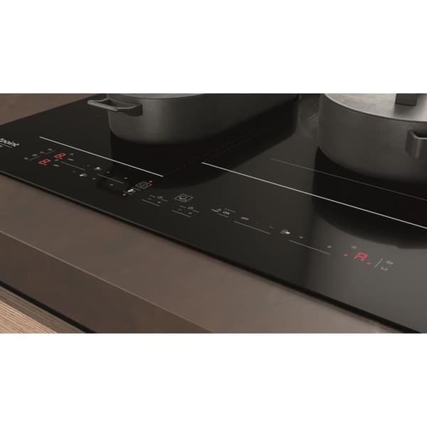HOTPOINT HB2760BNE - Induktionshäll - 3 zoner - 7200W totalt - L 59 cm x D 51 cm - Svart