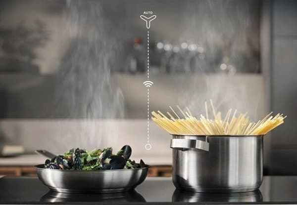 Electrolux EIS77453 Inbyggd induktionshäll 4 zoner Svart