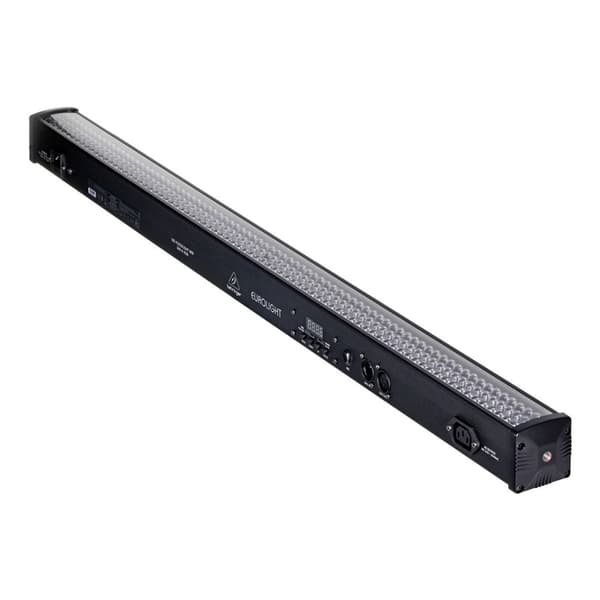 Behringer LED FLOODLIGHT BAR 240-8 RGB - professionel projektør med 240 RGB LED'er i 8 segmenter