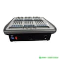 Pikkukuva 3 / 4: Tigre Fader Wing Console, 30 Tarkkuusfaderia, 16 DMX Universumia, 8912 Kanavaa
