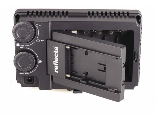 Reflecta RPL 210-VCT, 7 W, 210 ampuller, LED, 50000 timer, Sort, Hvit, Batteri