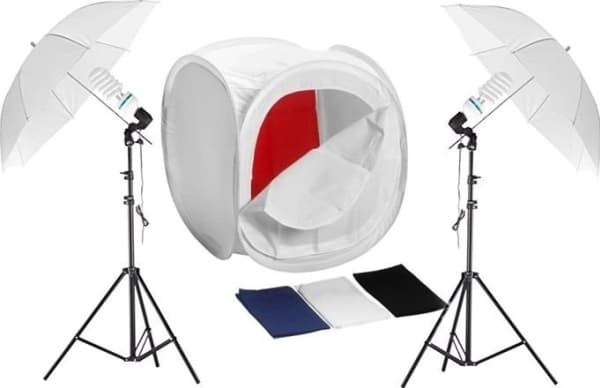 studio Massa for skyggefri fotografering 2x 600W / 2x paraply 84cm / telt 80cm