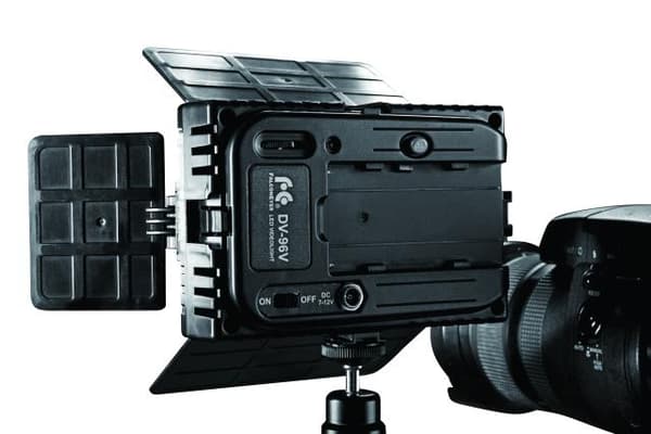 Falcon Eyes LED Lamp Set Dimmable DV-96V-K2 incl. Battery