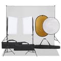 Miniatyrbild 1 av 2: Fotostudio med lampor, bakgrund och reflexskärm