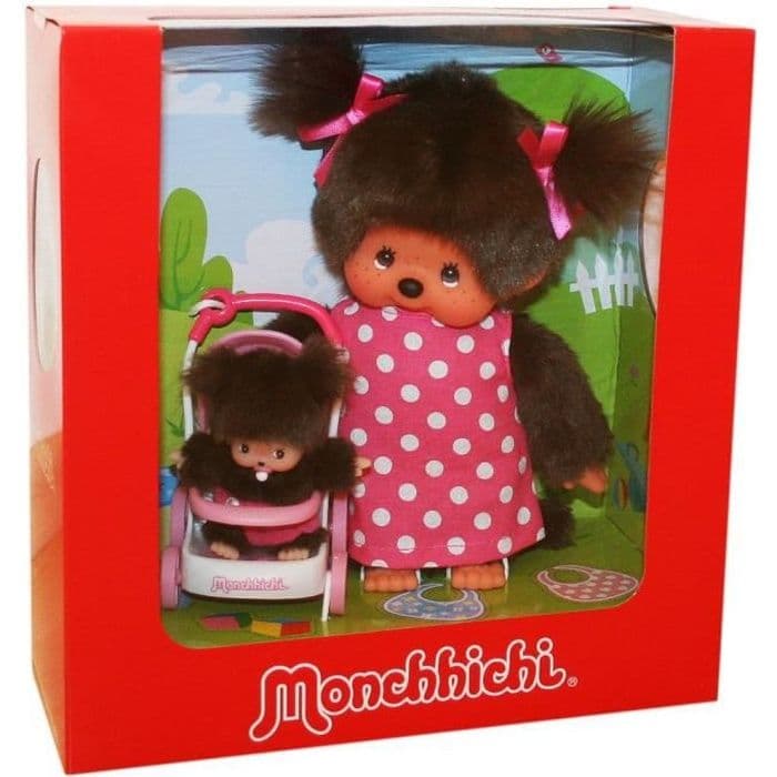 Kiki Monchhichi Mama mjukis med baby och dockvagn, 20cm CDON