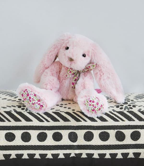 Plyschleksak - BEAR STORY - Les Copains Câlins - Rosa kanin - 40 cm - För flicka