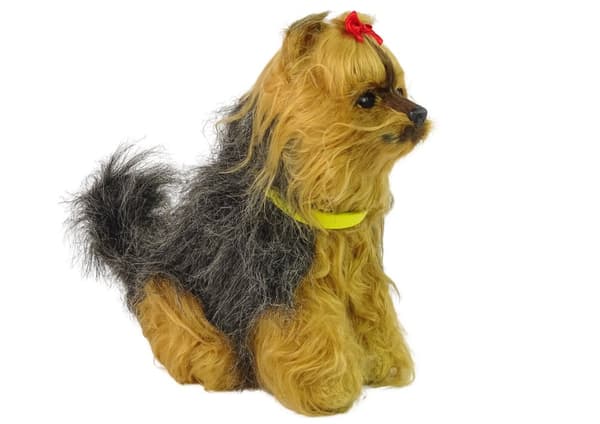 Interaktiv hund Yorkshire terrier York plysch hund skäller svansen viftande