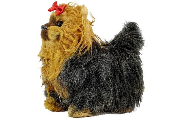 Interaktiv Yorkie Dog Moves skäller brunt och svart